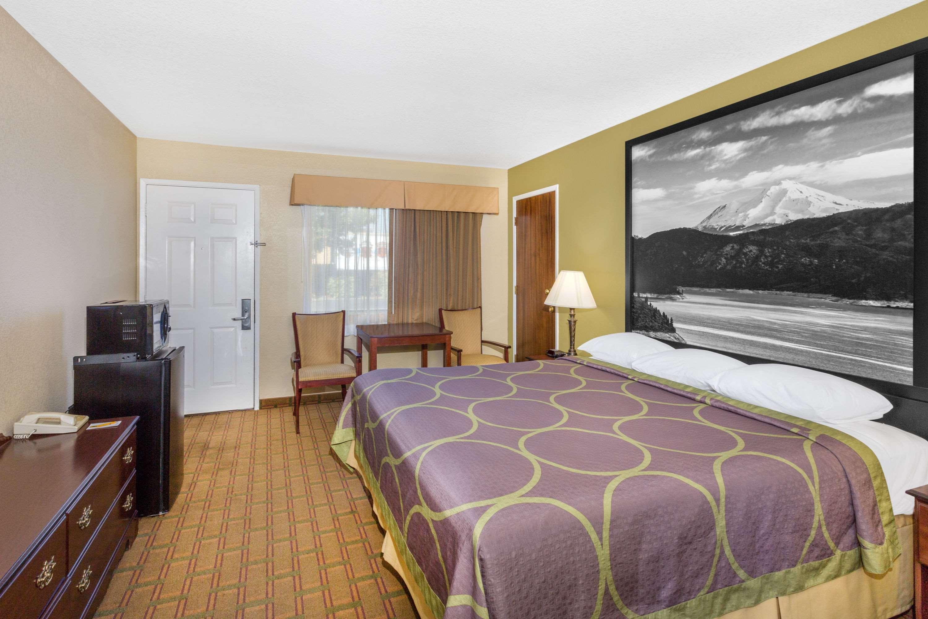 Motel Super 8 By Wyndham Corning Exteriér fotografie